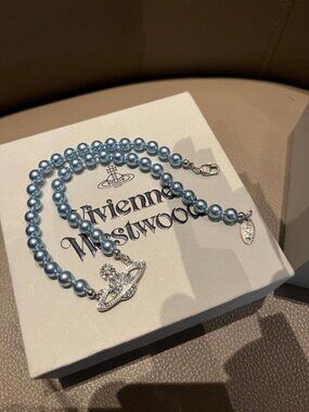 Vivienne Westwood Women's Pearl Necklace